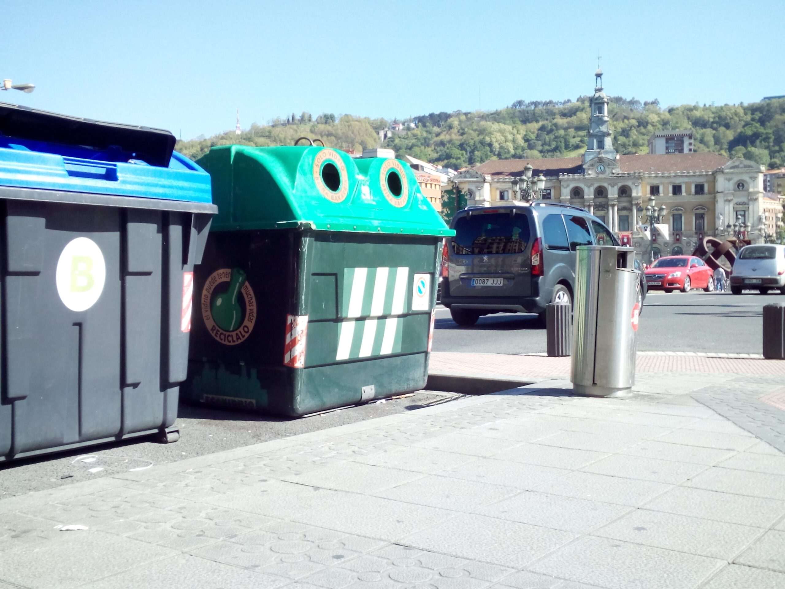 Bilbao avanza en la gestión de residuos urbanos con nuevos objetivos, adaptación a la normativa vigente y mejoras en el servicio