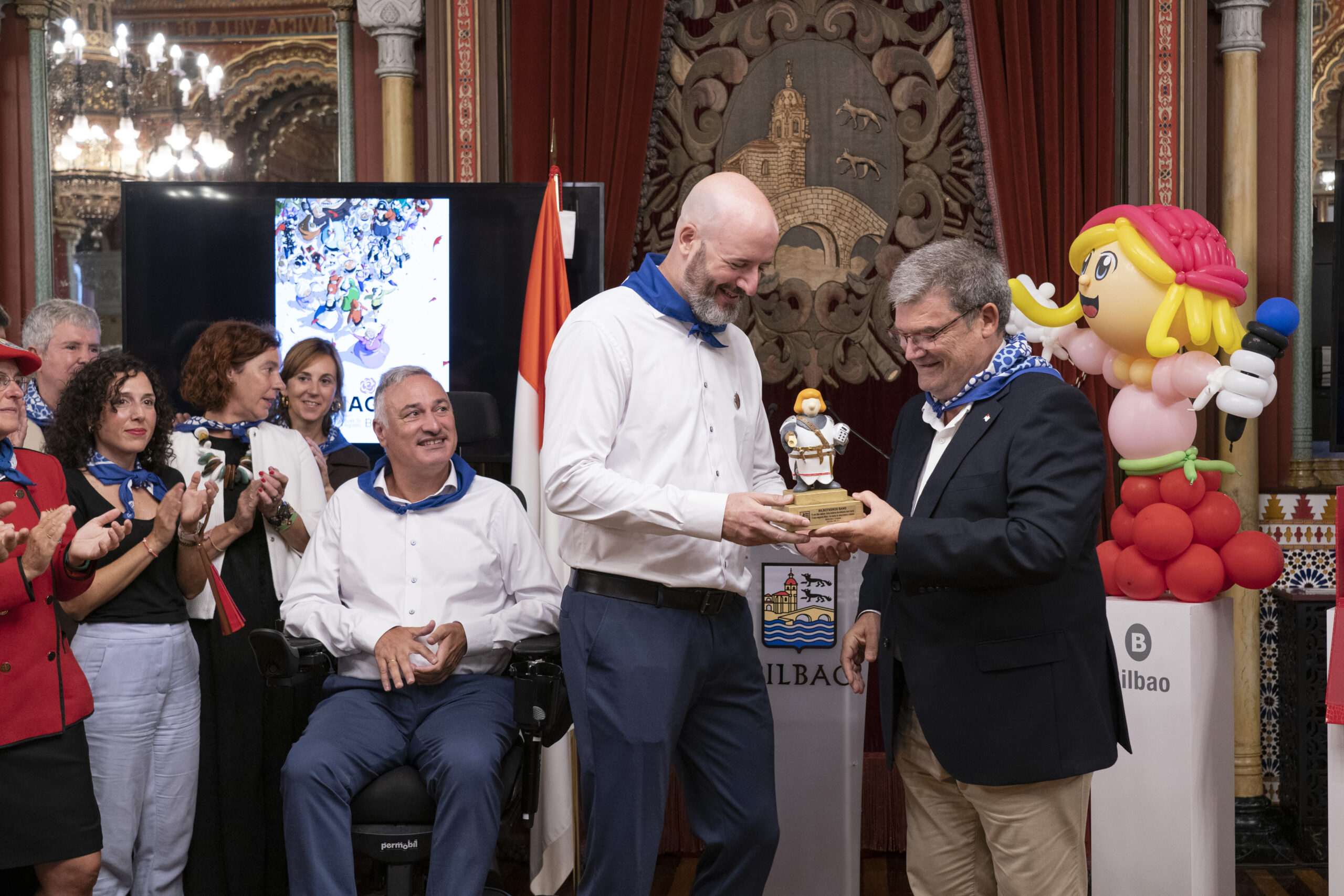 El alcalde de Bilbao preside la tradicional recepción del Ayuntamiento en Aste Nagusia