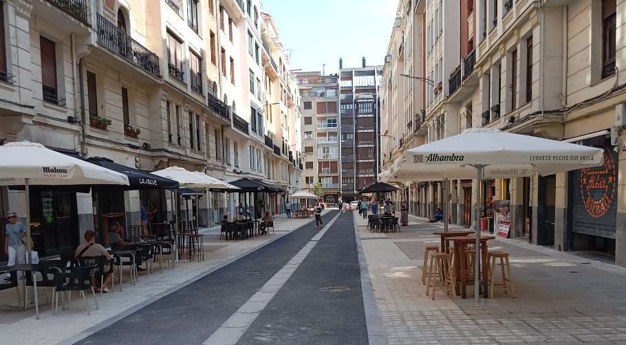 El Ayuntamiento de Bilbao iniciará el lunes 1 de septiembre las obras de repavimentación de la calle García Rivero
