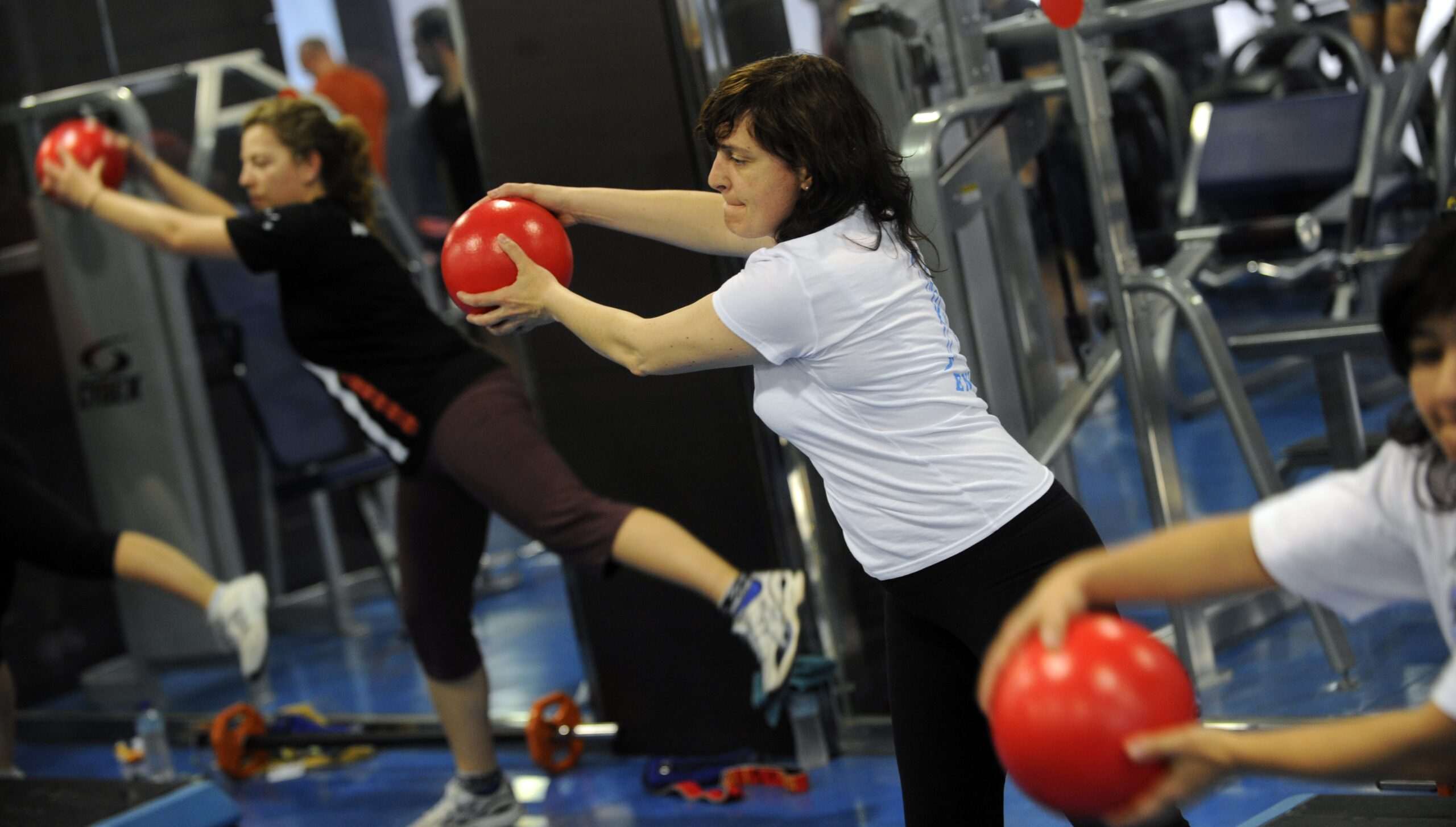 El Ayuntamiento de Bilbao presenta una variada temporada de actividades deportivas con 1.342 cursos y más de 23.000 plazas disponibles