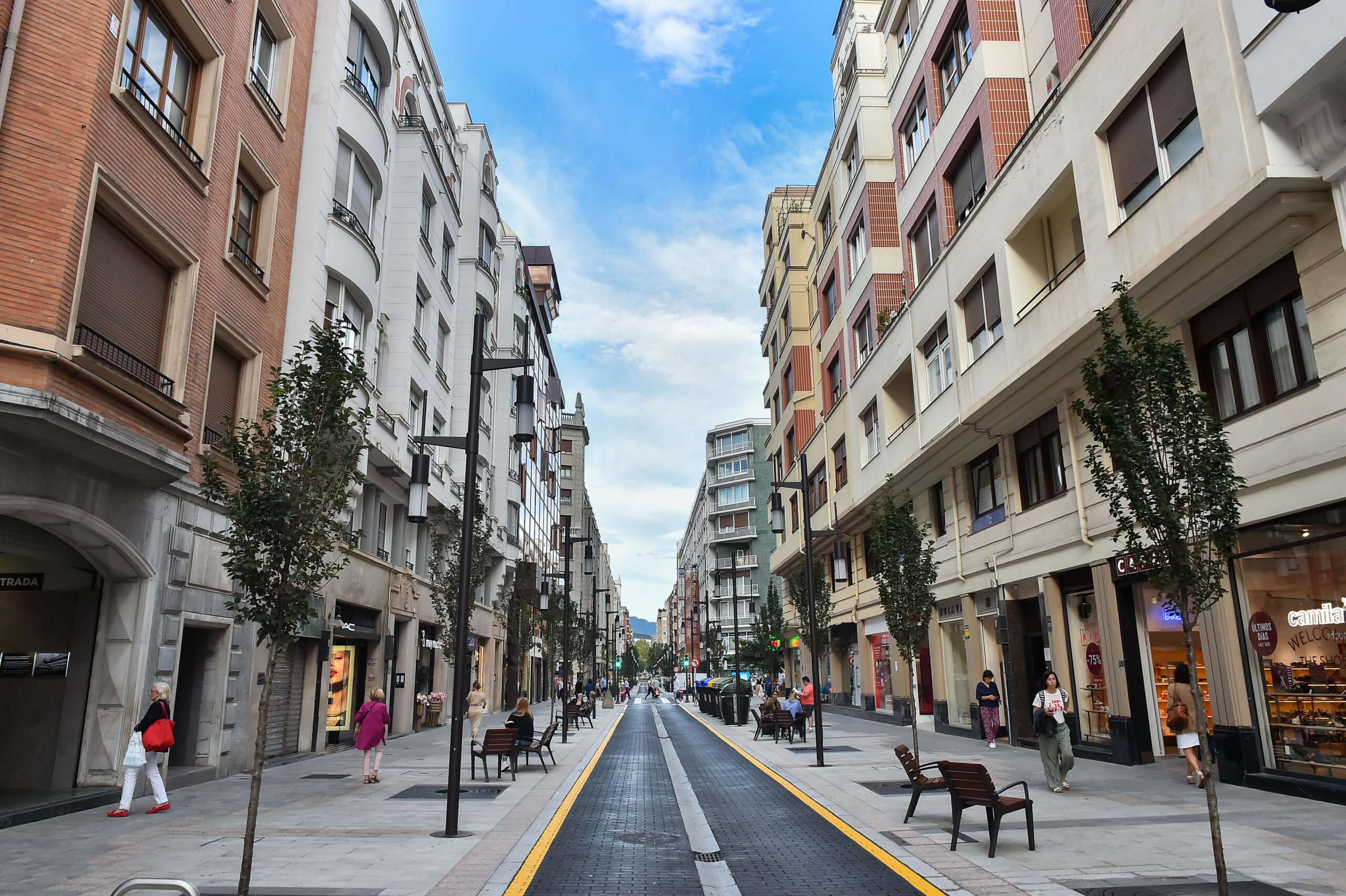 El Ayuntamiento de Bilbao avanza en el proyecto de corredor comercial de Rodríguez Arias con la aprobación de una nueva fase dentro del plan Auzokide