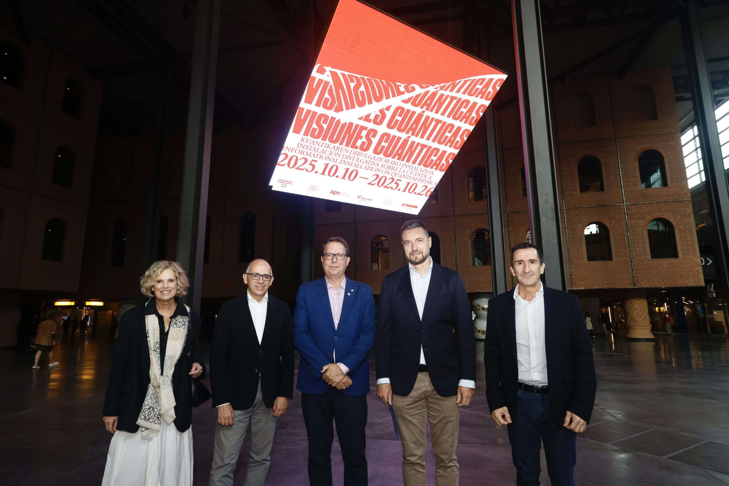 Inauguración de la instalación Visiones Cuánticas en Azkuna Zentroa ...