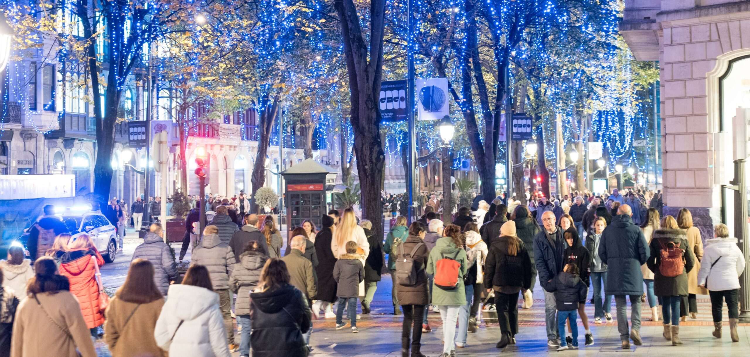 Activación del dispositivo especial de seguridad para la campaña de Navidad y rebajas por parte de la Policía Municipal y Ertzaintza