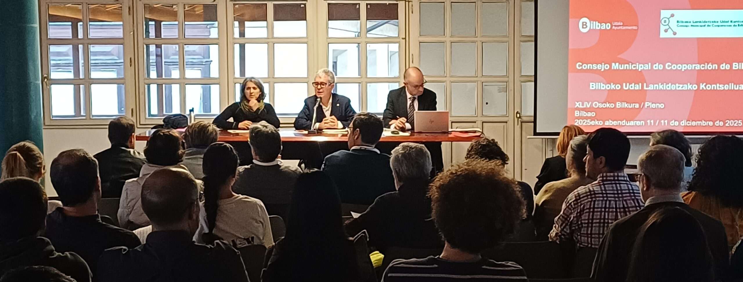 El Ayuntamiento de Bilbao presenta al Consejo de Cooperación Municipal las actividades realizadas en el año actual y sus presupuestos para 2026