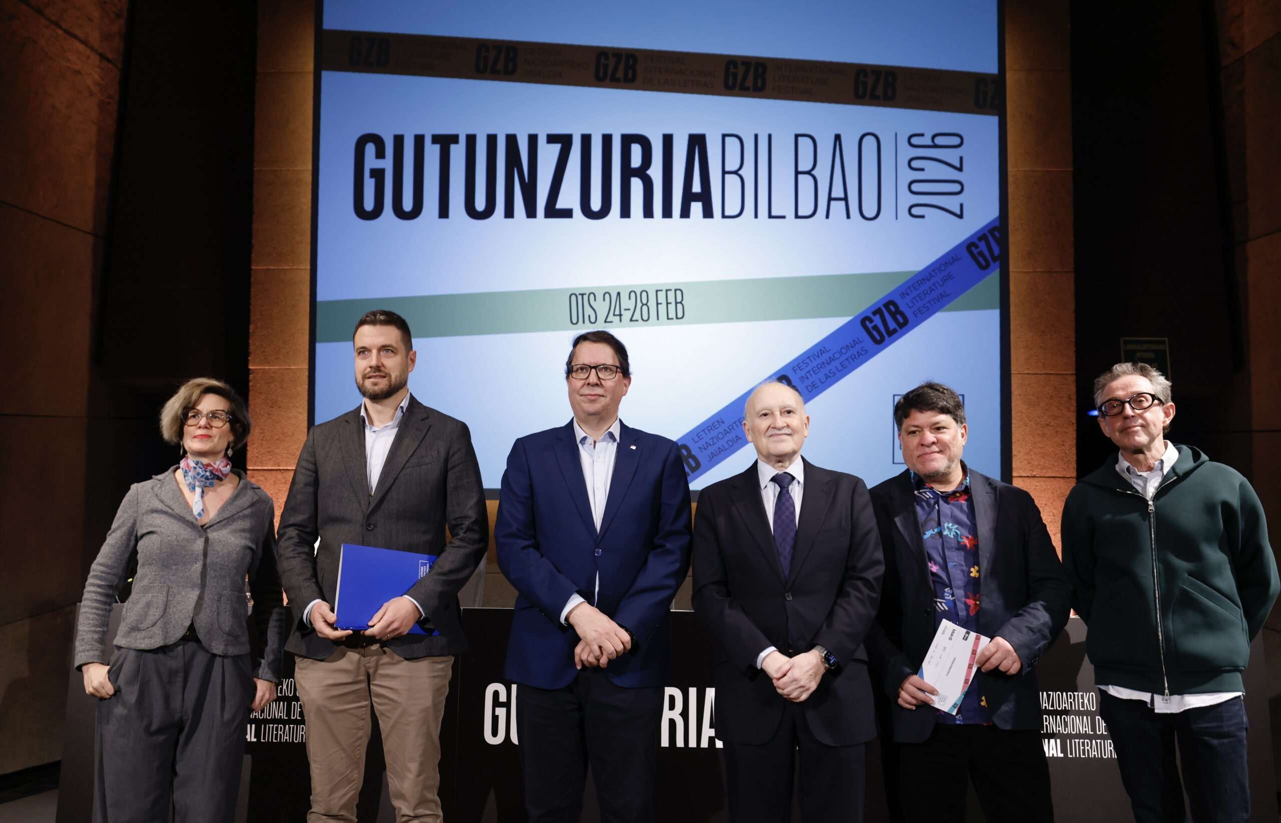 Alhóndiga Bilbao acoge la 19.ª edición de Gutun Zuria Bilbao, festival internacional de letras con una treintena de referentes de la literatura contemporánea