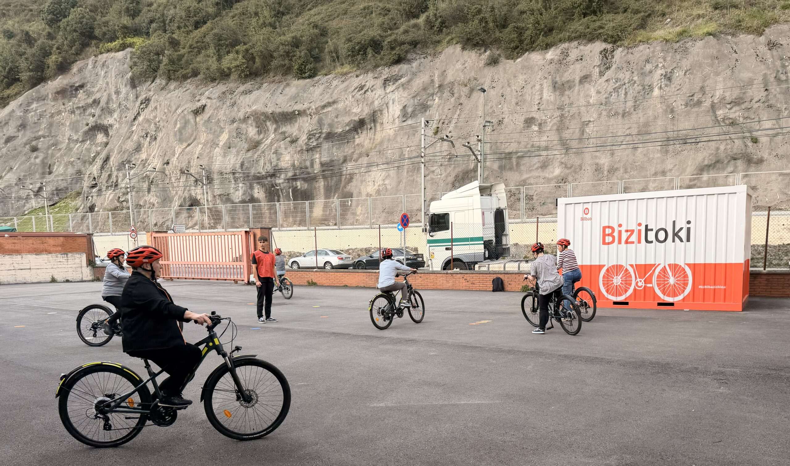 Abierto el plazo para inscribirse en los cursos de formación ciclista en el Bizitoki municipal