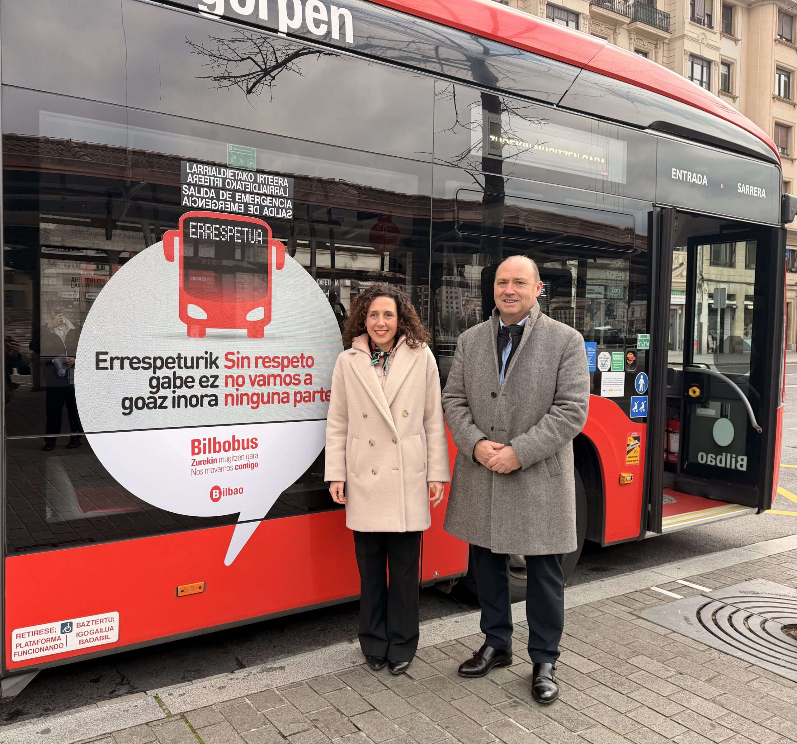 Bilbao lanza la campaña 'Respeto en el bus' para mejorar la convivencia