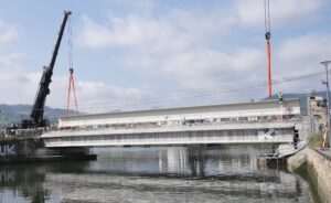 Cierre Total de la BI 711 en Erandio por Instalación de Vigas Gigantes en el Puente del Río Asua Este Fin de Semana