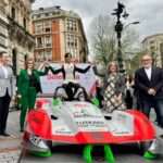 Joseba Iraola Desvela el Impactante Monoplaza Euskal Selekzioa en el Palacio Foral