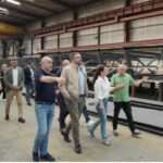 Carlos Alzaga resalta la innovación y la precisión en la fabricación de la pasarela All Iron en su visita a Goros S. Coop.