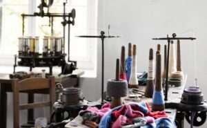 Descubre el Funcionamiento de la Maquinaria Histórica en La Encartada Fabrika Museoa con Nuevas Visitas Guiadas