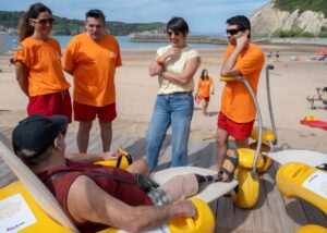La Diputación Foral de Bizkaia impulsa la campaña “Cuida la playa que hay en ti”