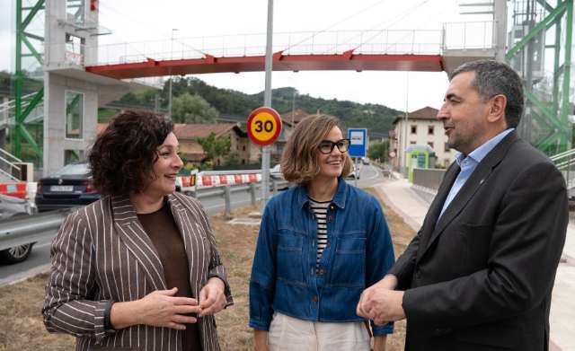 Mejoras en la Seguridad Vial en Bizkaia Nueva Pasarela Elevada y Ascensores en la N 634 en Amorebieta Etxano