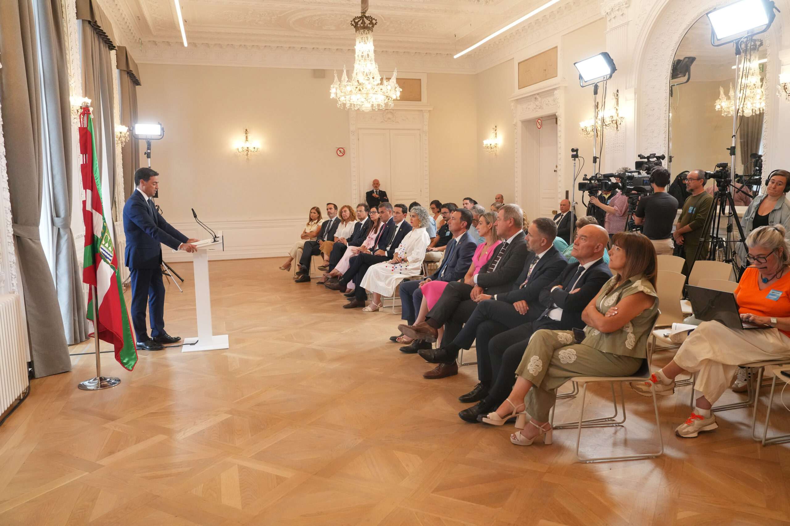 Ronda de trabajo en septiembre: el Lehendakari se reúne con agentes socioeconómicos y políticos para abordar los retos de la sociedad vasca
