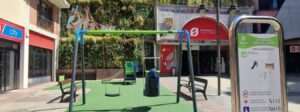 Finalización de la renovación del área infantil en la plaza del Funicular del barrio de Castaños