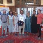 Itziar Urtasun entrega el premio del jurado del XXXIV Concurso Internacional de Fuegos Artificiales Villa de Bilbao de Aste Nagusia a la pirotecnia Di Matteo Fireworks