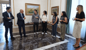 Álava da la bienvenida a los primeros estudiantes mexicanos del programa de atracción de talento tras la misión a Querétaro