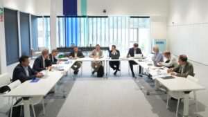 Empresas líderes de Euskadi y MUBIL unen fuerzas para liderar la transformación de la movilidad del futuro