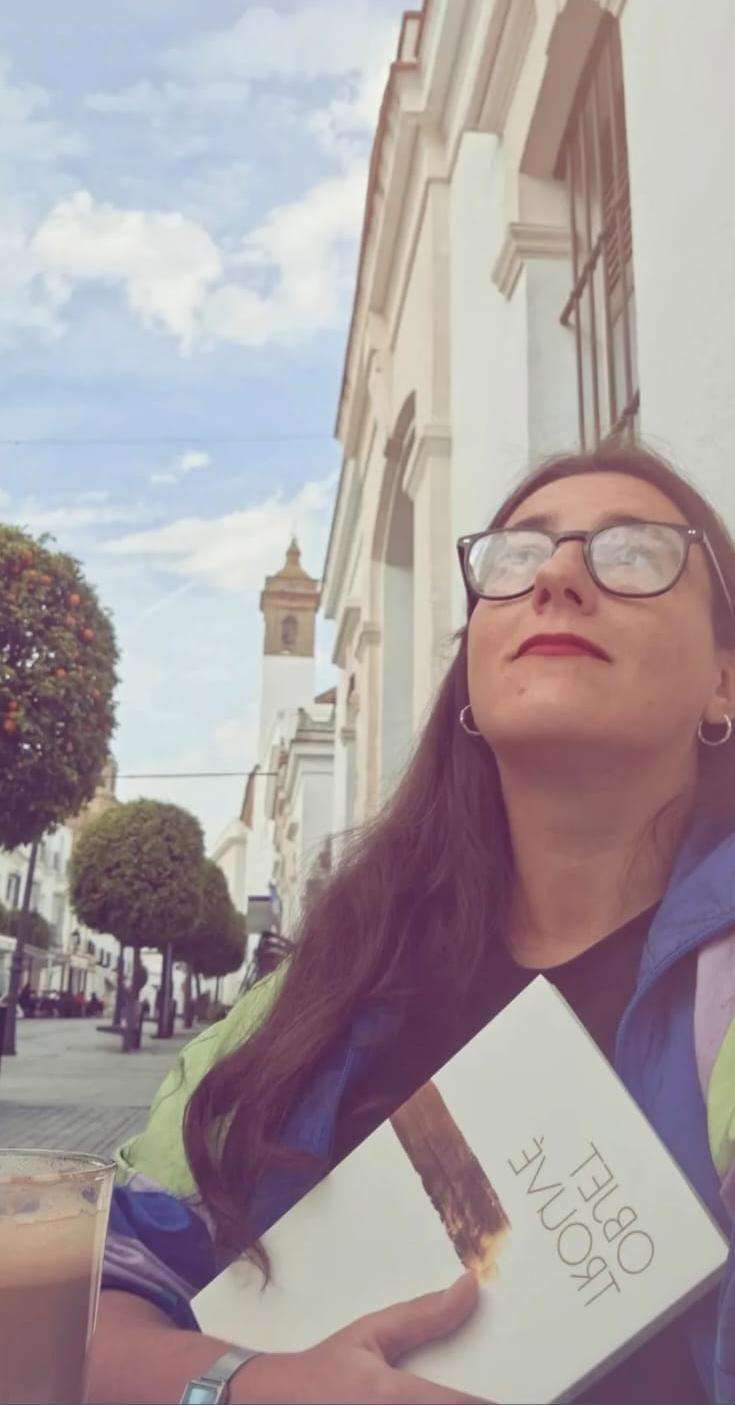 Victoria poética: Begoña M. Rueda y Maite López Las Heras se coronan en el XXXVI Certamen de Poesía Ernestina de Champourcín