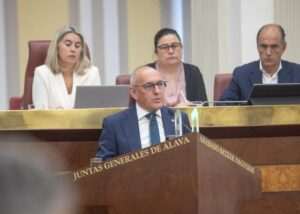 Gestión del Gobierno Foral: Ramiro González Destaca el Blindaje de Álava Frente a Amenazas Globales