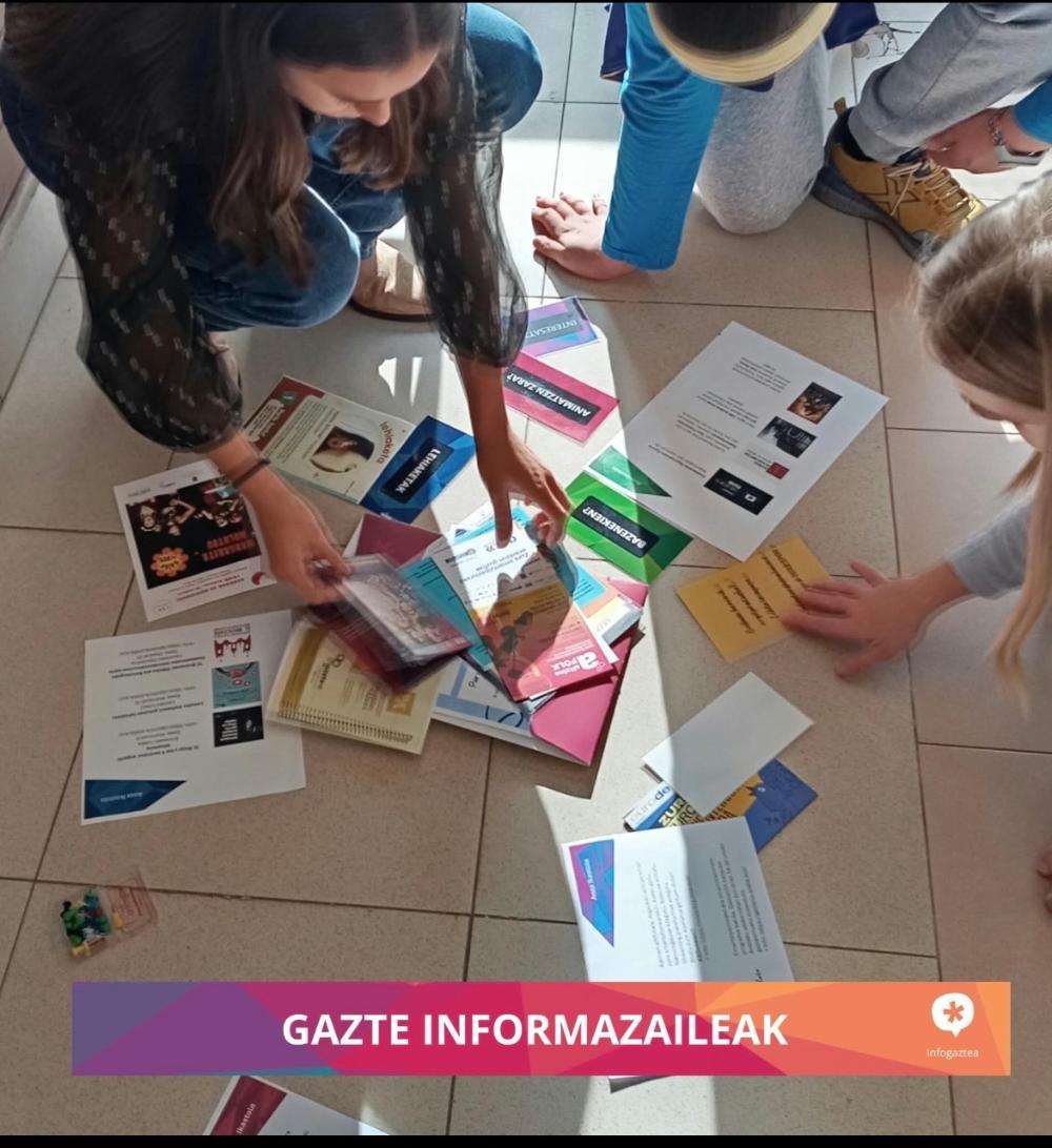 Jóvenes informadores en Álava: El Instituto Foral de la Juventud lanza una innovadora red en centros educativos