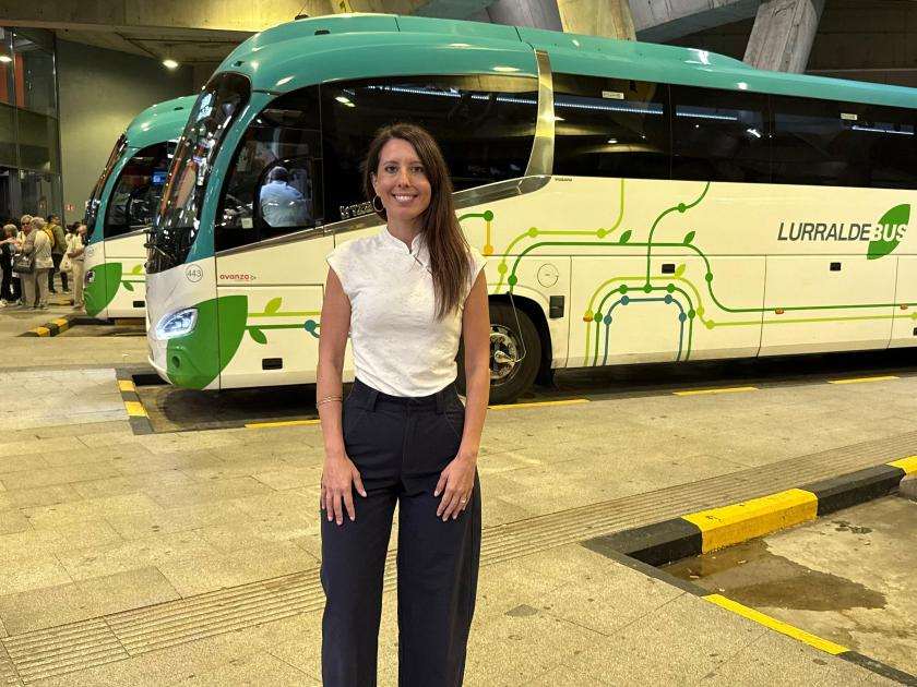 Autobús matutino al aeropuerto de Loiu disponible todo el año gracias al Departamento de Movilidad, Turismo y Ordenación del Territorio