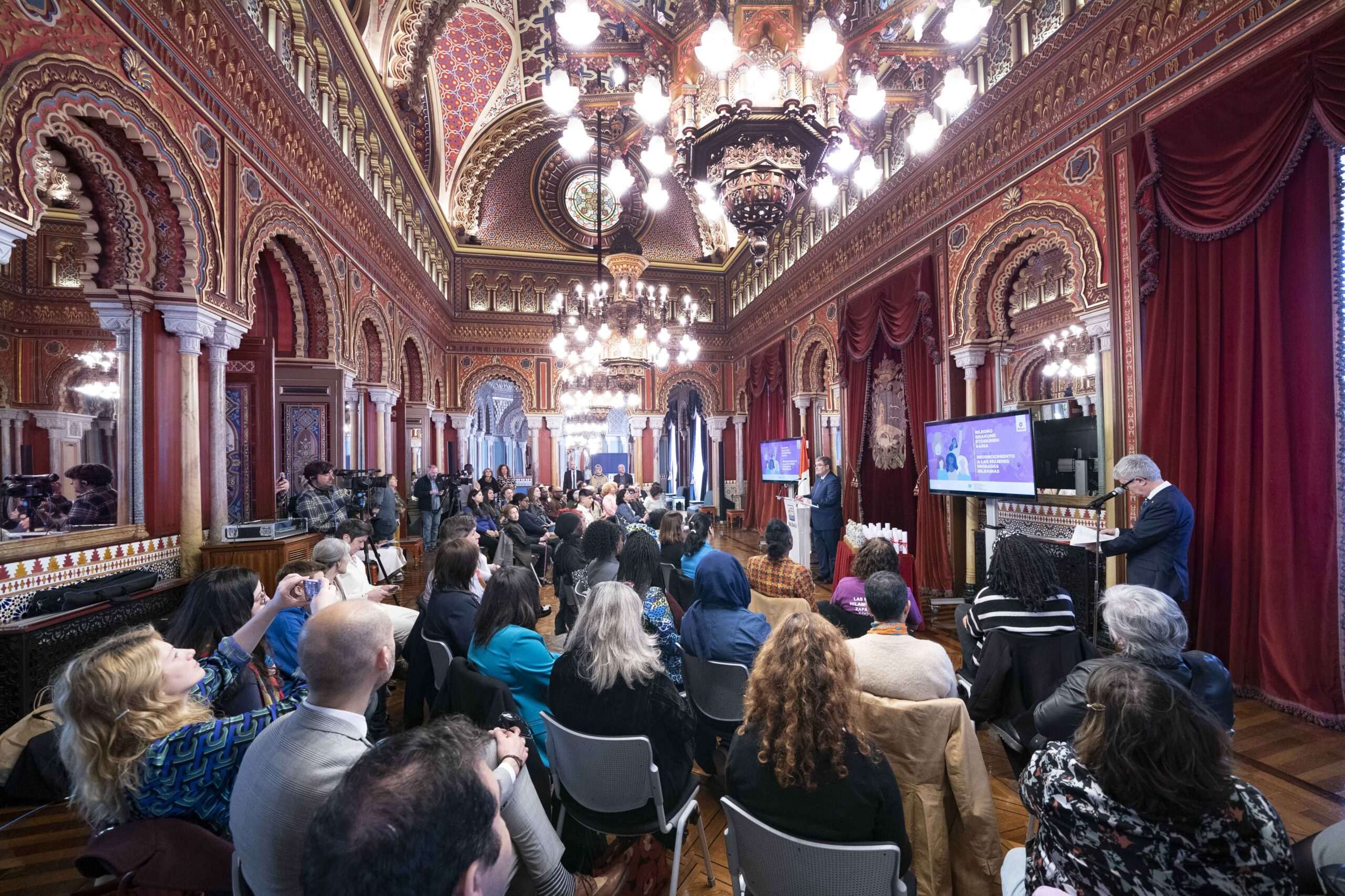 El Ayuntamiento de Bilbao convoca la VIII edición del reconocimiento a mujeres migradas bilbainas, entre el 7 de septiembre y el 15 de octubre