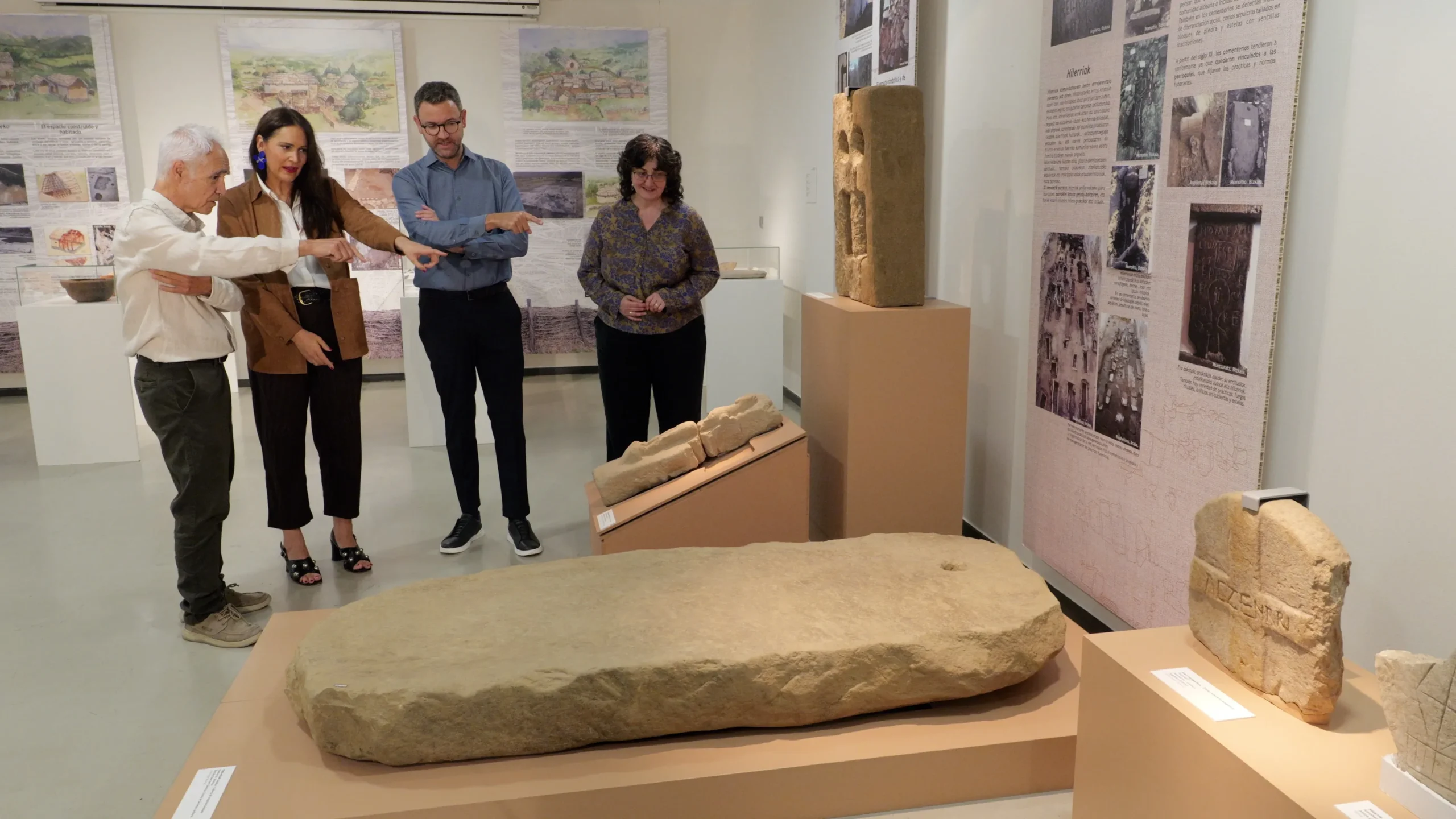 Aldeas, mil años en la tierra: La nueva exposición del Bizkaiko Arkeologia Museoa explora el origen de las aldeas medievales