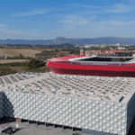 Regulación de 908 plazas de aparcamiento en El Sadar y Navarra Arena: 653 naranjas y 255 rojas a partir del 1 de noviembre