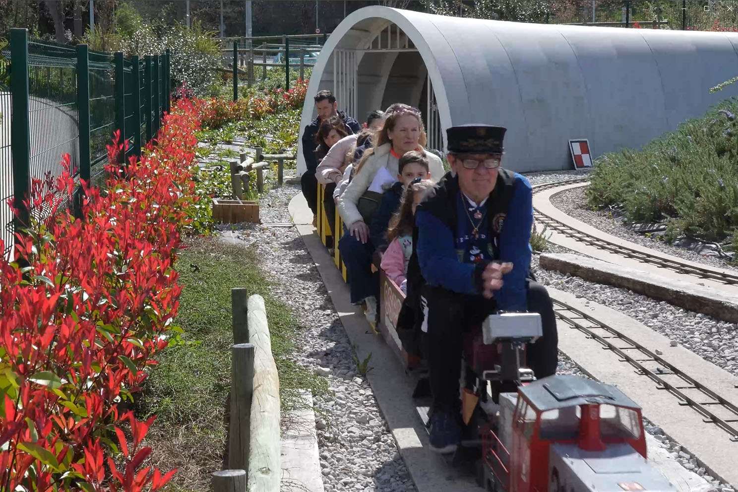 La 'Fiesta del Tren' en el Parque del Tren de Pamplona: Cuarta edición con locomotoras a escala y sorpresas para los amantes del ferrocarril