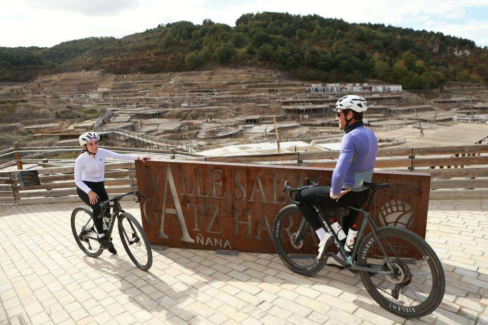 Greg Van Avermaet destaca Álava y Vitoria Gasteiz como destinos ideales para ciclistas en