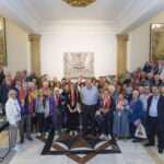 Representantes de asociaciones memorialistas de ambos lados de la frontera se reúnen con el alcalde de Pamplona en la Casa Consistorial