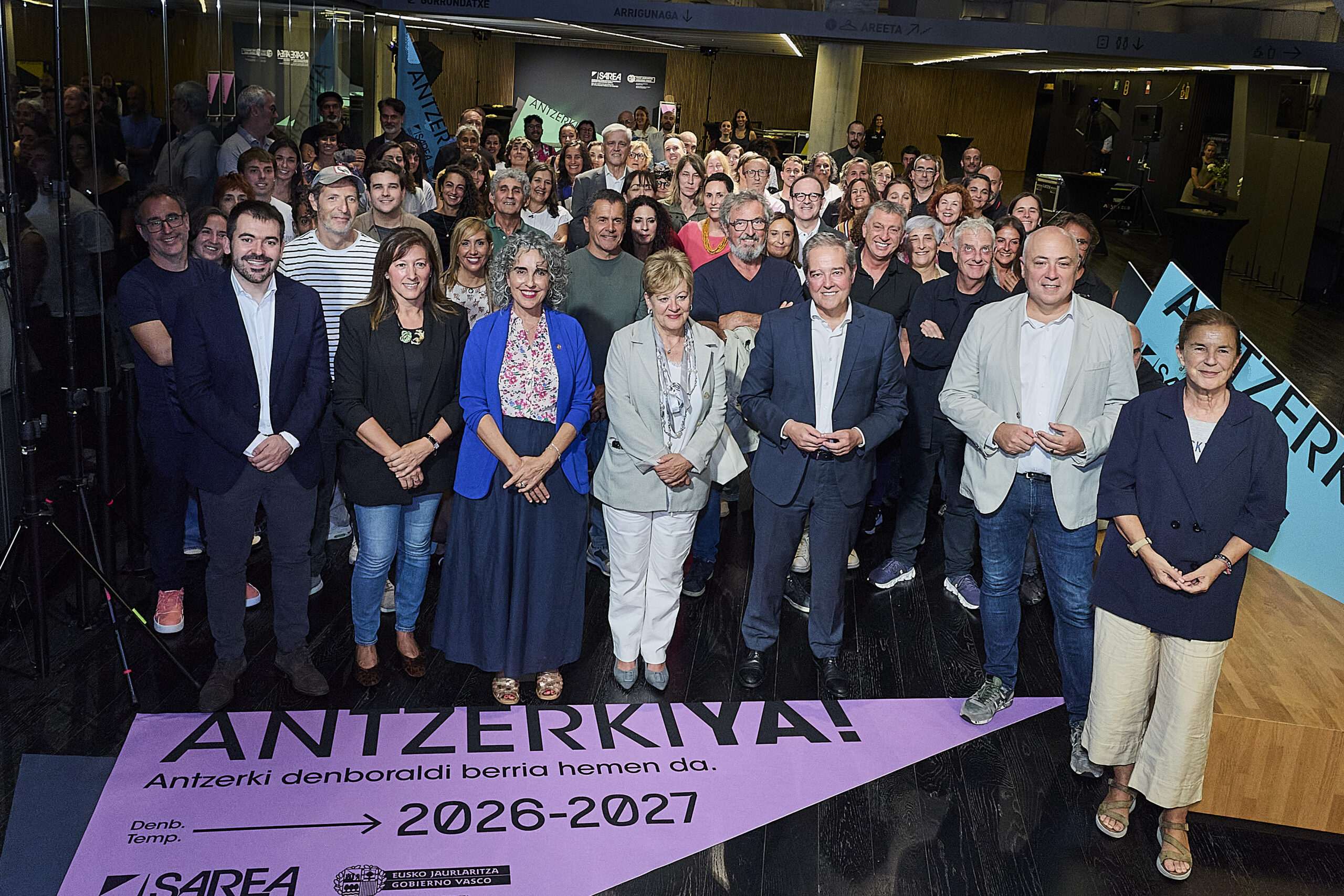 Más de 2.000 funciones marcan el inicio de la nueva temporada de artes escénicas en Euskadi, destacando el papel clave de SAREA en la colaboración cultural