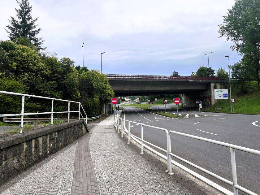Inician las obras del nuevo tramo de bidegorri entre las rotondas de Amarotz y Usabal