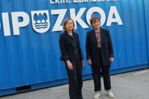 Errenteria acoge la ‘Ongizatearen Plaza’ para hablar sobre envejecimiento saludable, alimentación, educación infantil, salud emocional y euskera en