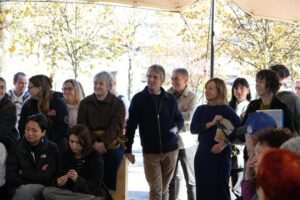 'Ongizatearen Plaza' de Errenteria: un llamado a construir el bienestar colectivo en
