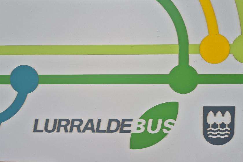 Menores de 15 años pueden validar su tarjeta MUGI en autobuses de Lurraldebus a partir del 19 de octubre de