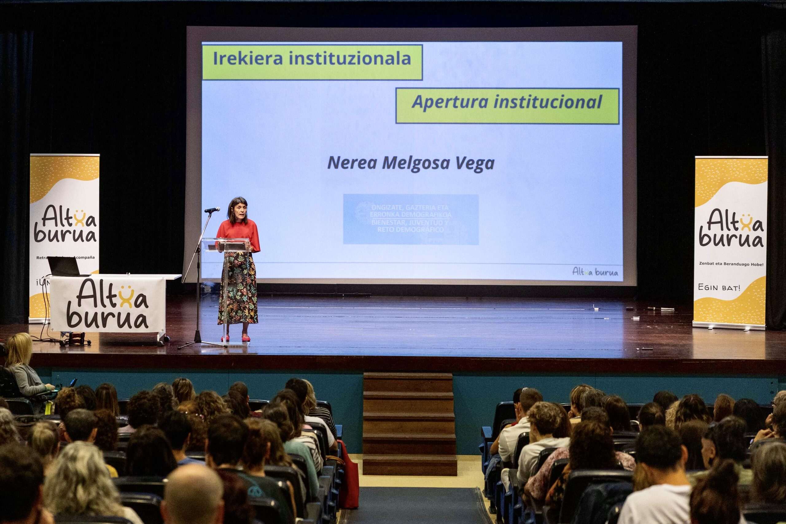 Expertos destacan la importancia de proteger la infancia en el II Encuentro sobre prevención del uso de pantallas, con un enfoque sin culpabilizar a los padres
