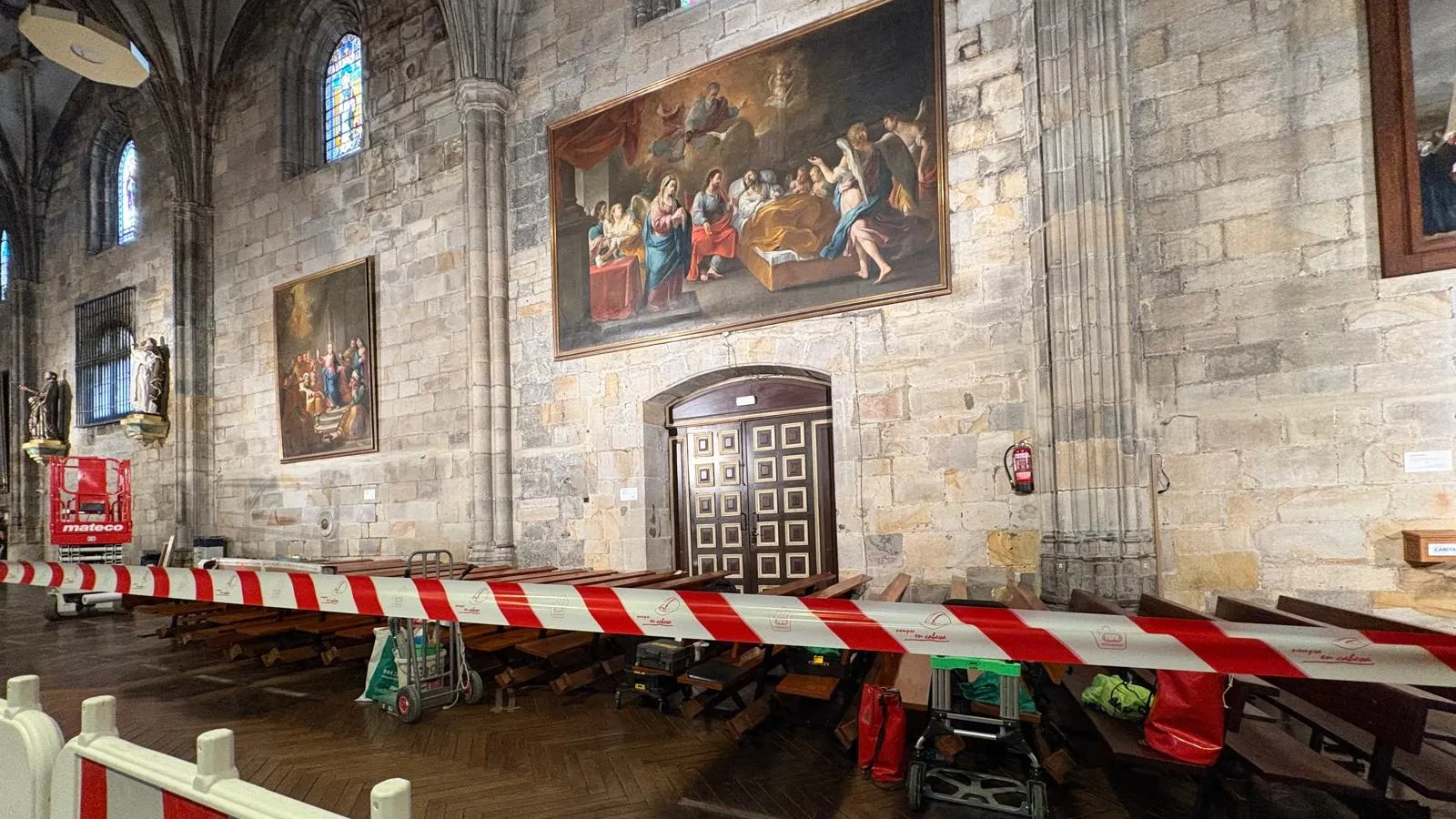 Inician los trabajos de acondicionamiento en la basílica de Begoña para la excavación arqueológica en